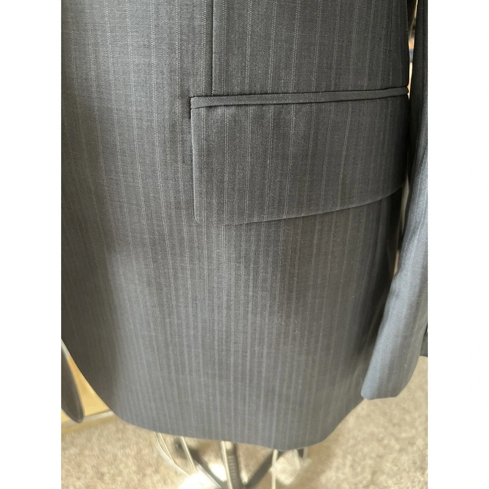 Hugo Boss Mens Sport Coat 48R  Lightly Fitted %100 Wool Blue Striped‎ NWT $556